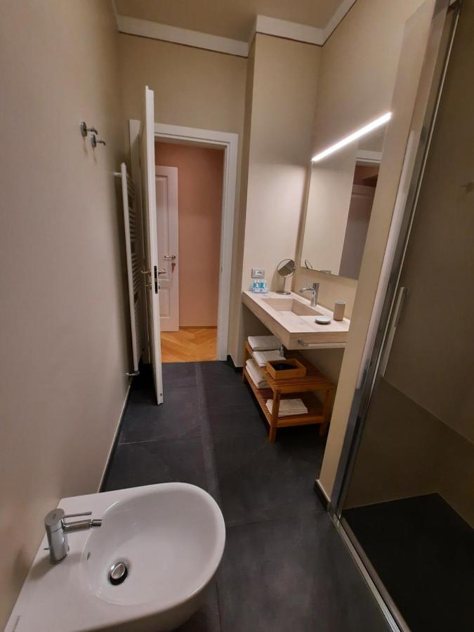 Al Molo Di Sant'Agostino Bed & Breakfast Como Luaran gambar