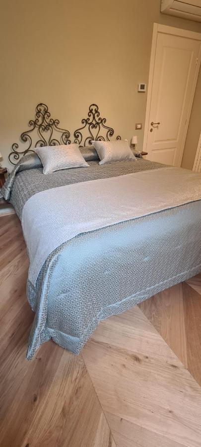 Al Molo Di Sant'Agostino Bed & Breakfast Como Luaran gambar